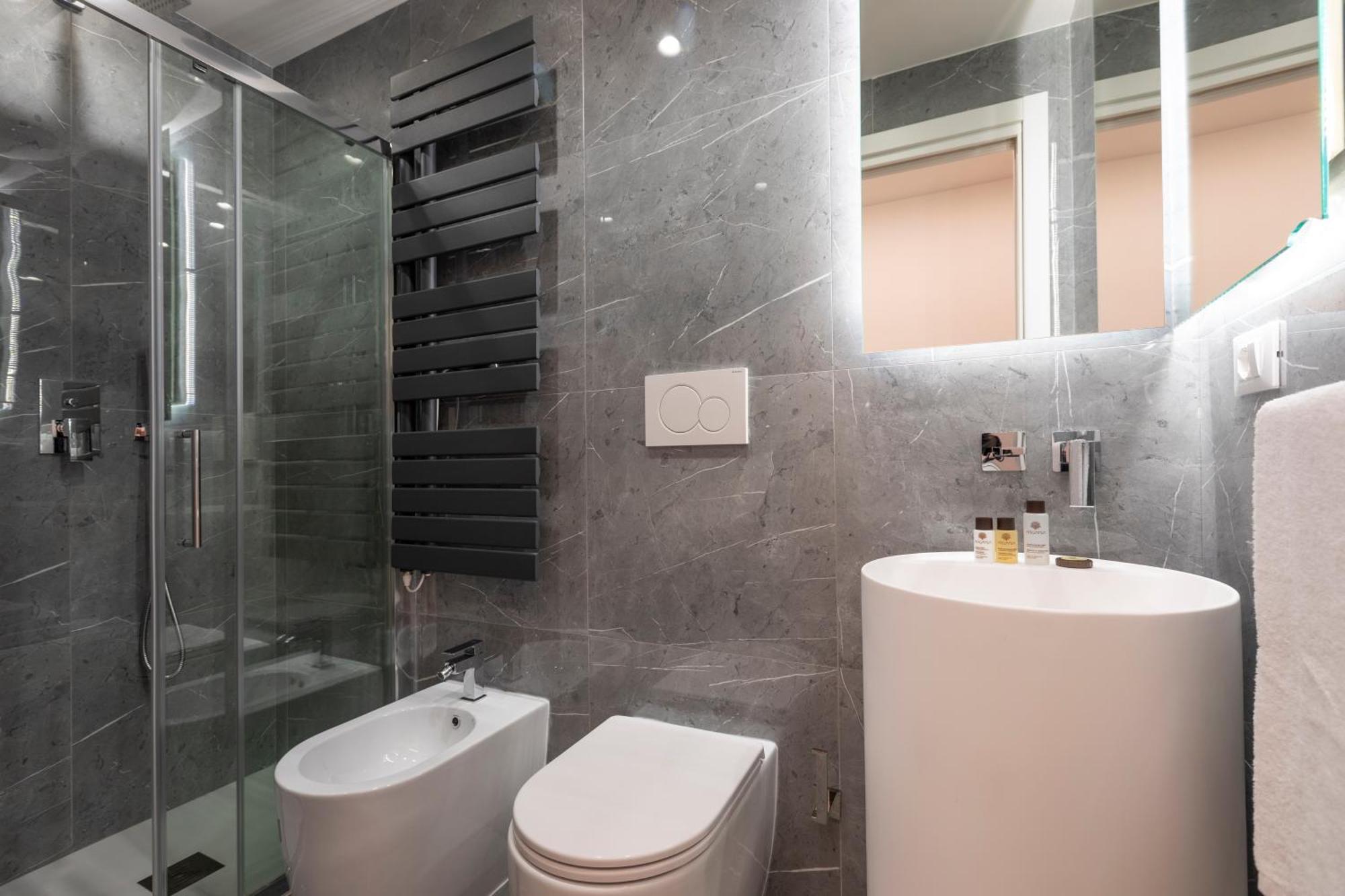 Aparthotel Louly Trevi Fountain Roma Exterior foto